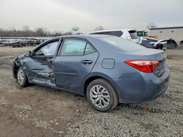 2T1BURHEXJC124561 2018 TOYOTA COROLLA - Image 2