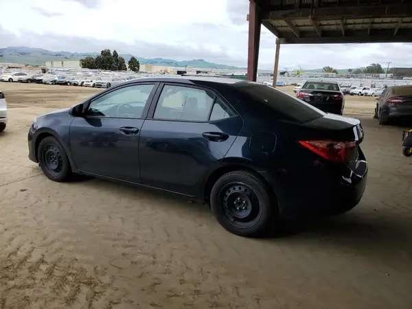 2T1BURHEXJC965439 2018 TOYOTA COROLLA - Image 2