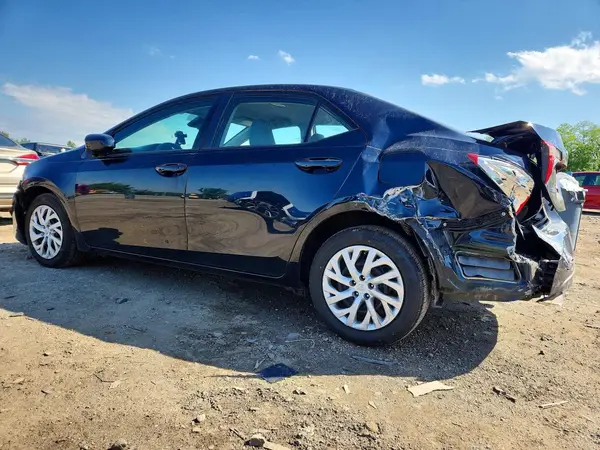 2T1BURHEXJC966493 2018 TOYOTA COROLLA - Image 2