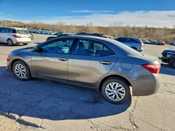2T1BURHEXJC971502 2018 TOYOTA COROLLA - Image 2
