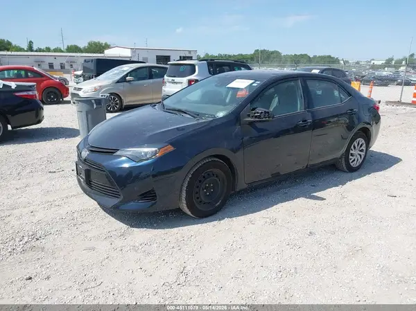 2T1BURHEXJC975646 2018 TOYOTA COROLLA - Image 2