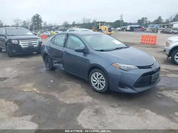 2T1BURHEXJC975842 2018 TOYOTA COROLLA - Image 1