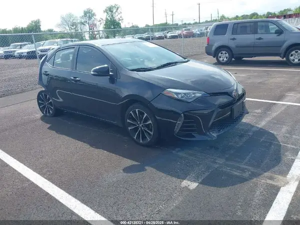2T1BURHEXJC977493 2018 TOYOTA COROLLA - Image 1