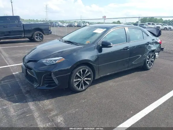 2T1BURHEXJC977493 2018 TOYOTA COROLLA - Image 2