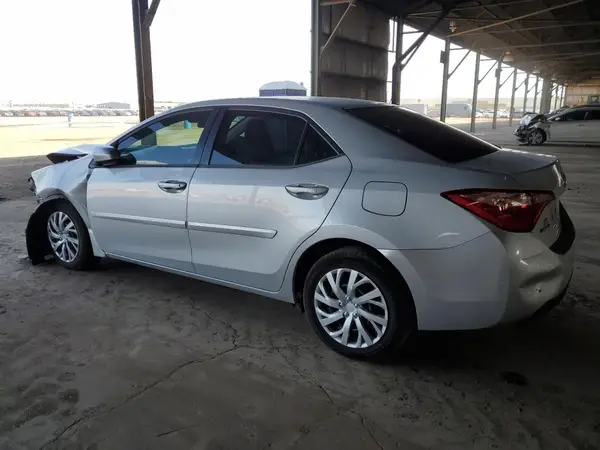 2T1BURHEXJC985450 2018 TOYOTA COROLLA - Image 2
