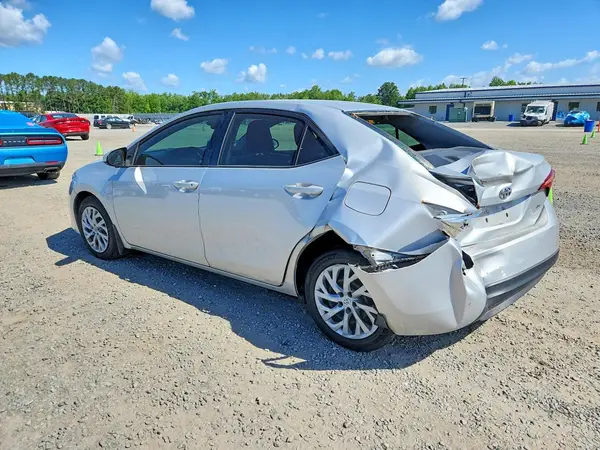 2T1BURHEXJC985559 2018 TOYOTA COROLLA - Image 2