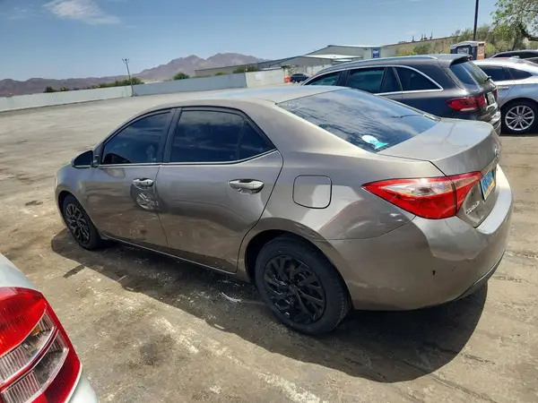 2T1BURHEXJC988431 2018 TOYOTA COROLLA - Image 2