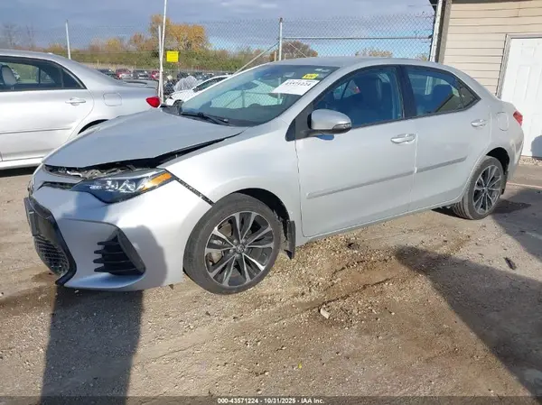 2T1BURHEXJC989692 2018 TOYOTA COROLLA - Image 2