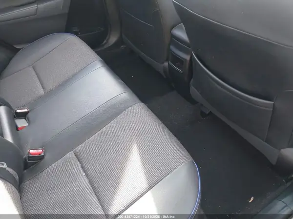 2T1BURHEXJC989692 2018 TOYOTA COROLLA - Image 8
