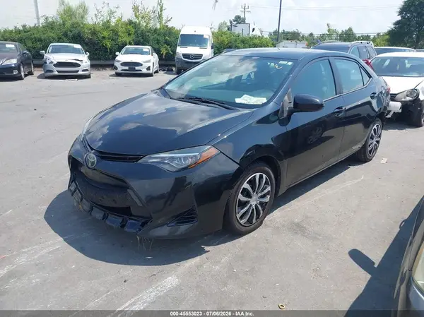 2T1BURHEXJC993015 2018 TOYOTA COROLLA - Image 2