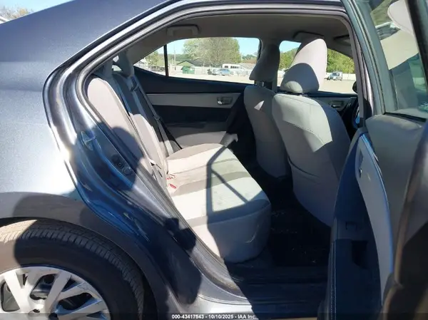 2T1BURHEXJC997002 2018 TOYOTA COROLLA - Image 8