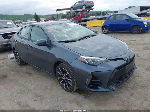 2T1BURHEXJT994228 2018 TOYOTA COROLLA - Image 1