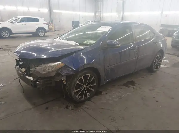 2T1BURHEXKC131074 2019 TOYOTA COROLLA - Image 2