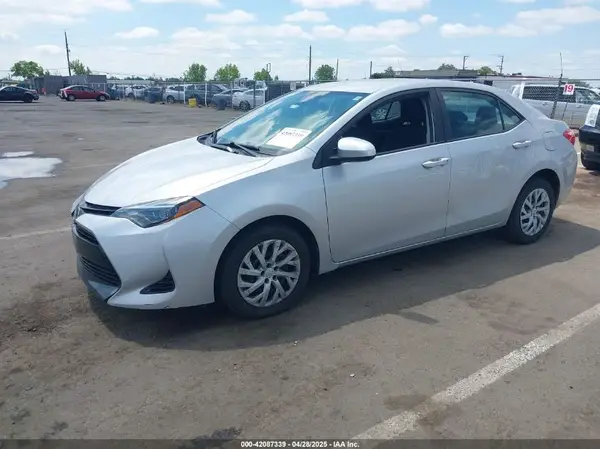 2T1BURHEXKC143368 2019 TOYOTA COROLLA - Image 2