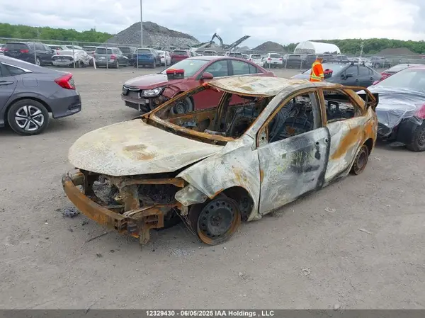 2T1BURHEXKC147436 2019 TOYOTA COROLLA - Image 2