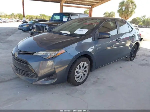 2T1BURHEXKC188925 2019 TOYOTA COROLLA - Image 2