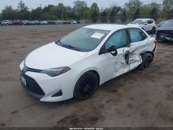 2T1BURHEXKC190061 2019 TOYOTA COROLLA - Image 2