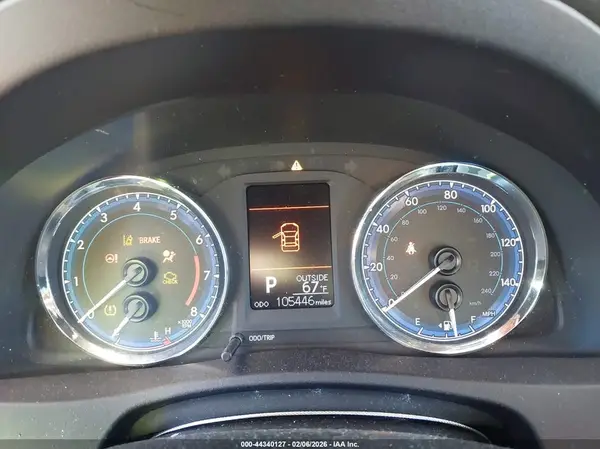2019 TOYOTA COROLLA auction photo 7
