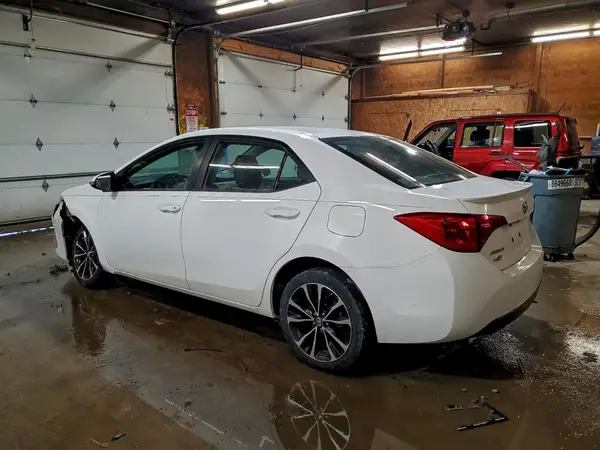 2T1BURHEXKC205609 2019 TOYOTA COROLLA - Image 2