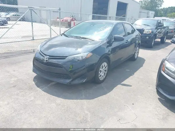 2T1BURHEXKC214438 2019 TOYOTA COROLLA - Image 2
