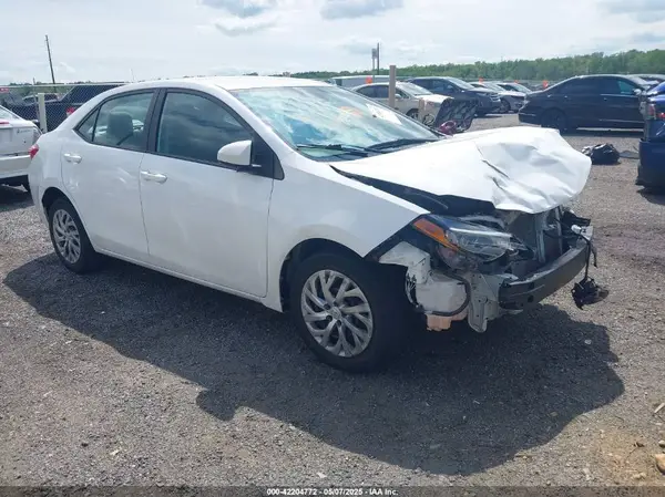 2T1BURHEXKC214990 2019 TOYOTA COROLLA - Image 1