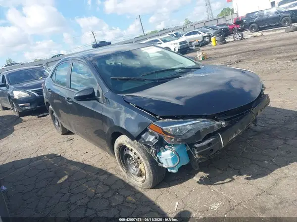 2T1BURHEXKC219252 2019 TOYOTA COROLLA - Image 1