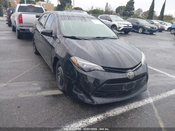 2T1BURHEXKC226041 2019 TOYOTA COROLLA - Image 1