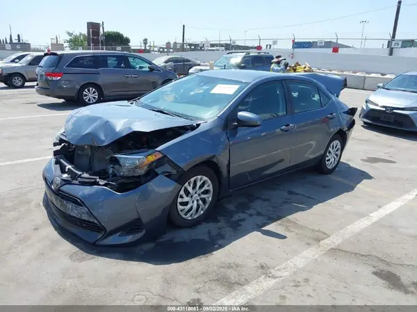 2T1BURHEXKC226136 2019 TOYOTA COROLLA - Image 2