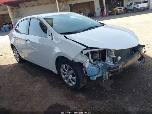 2T1BURHEXKC230753 2019 TOYOTA COROLLA - Image 1