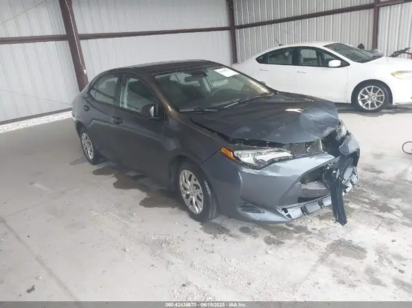 2T1BURHEXKC240389 2019 TOYOTA COROLLA - Image 1