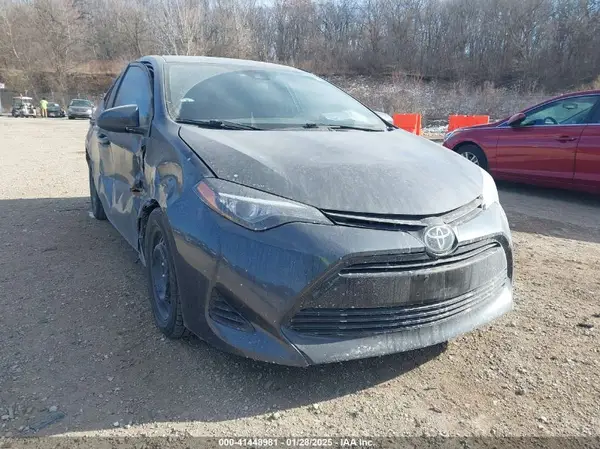 2T1BURHEXKC244071 2019 TOYOTA COROLLA - Image 1