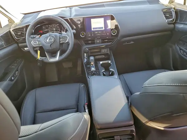 2T2ADCAZ1RC012020 2024 LEXUS NX - Image 8