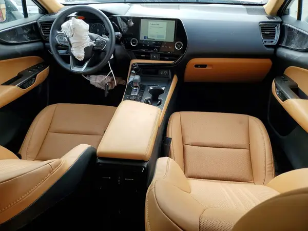 2T2ADCAZ2SC030015 2025 LEXUS NX - Image 8