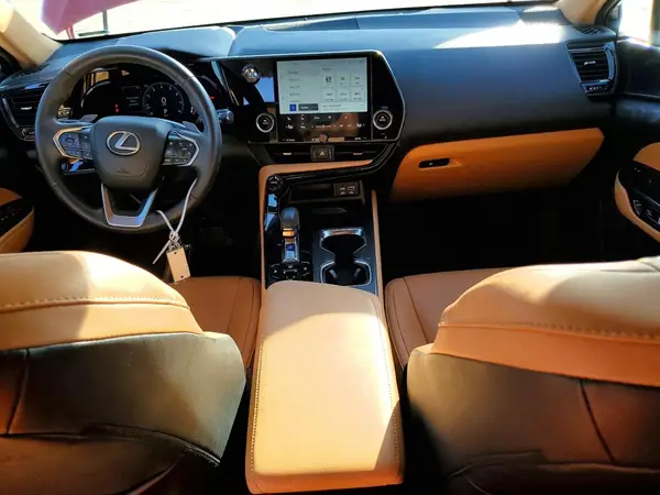2T2ADCAZ5RC013073 2024 LEXUS NX - Image 8