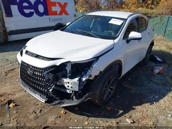 2T2ADCAZ5SC026055 2025 LEXUS NX - Image 2