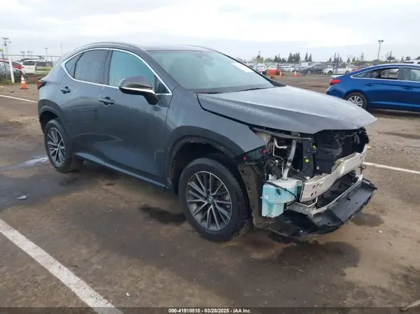 2T2ADCAZ6NC002433 2022 LEXUS NX - Image 1