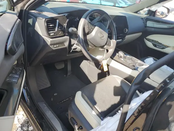 2T2ADCAZ6RC012921 2024 LEXUS NX - Image 8