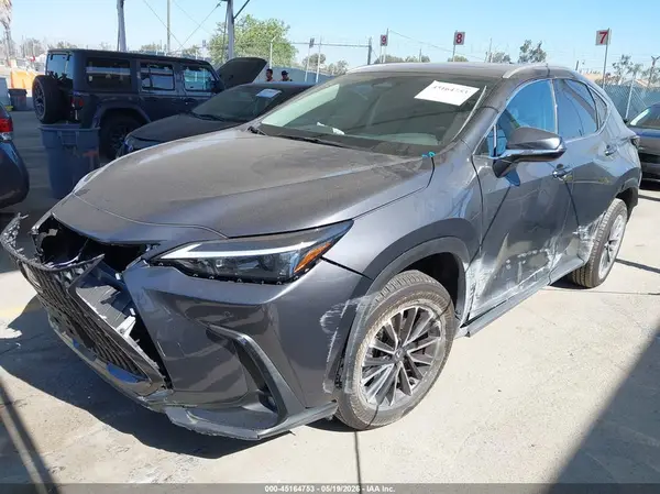 2T2ADCAZ8SC021190 2025 LEXUS NX - Image 2