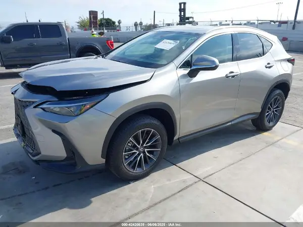 2T2ADCAZ8SC027779 2025 LEXUS NX - Image 2