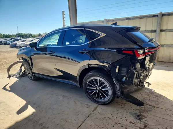 2T2ADCAZ9NC001244 2022 LEXUS NX - Image 2