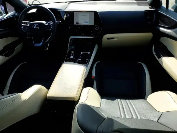2T2ADCAZ9RC009947 2024 LEXUS NX - Image 8