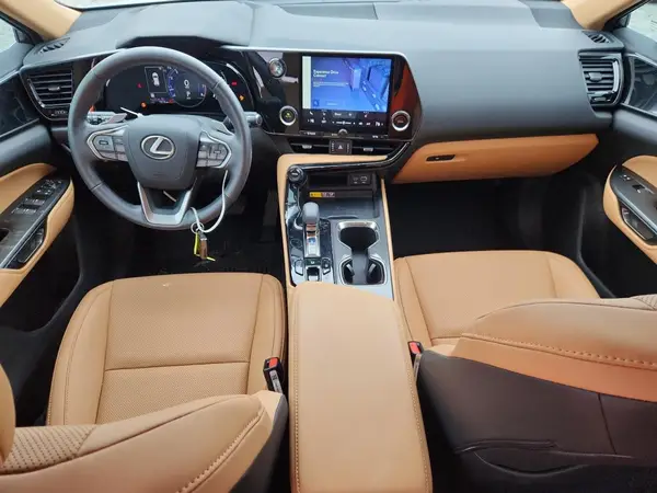 2T2ADCAZ9SC024907 2025 LEXUS NX - Image 8