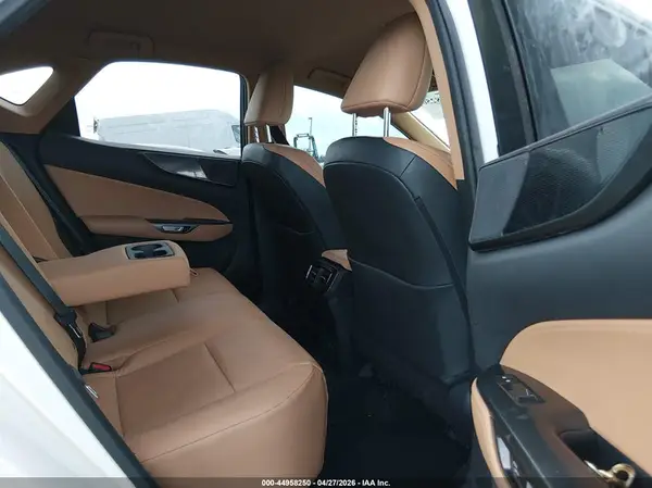 2T2ADCAZXNC001818 2022 LEXUS NX - Image 8