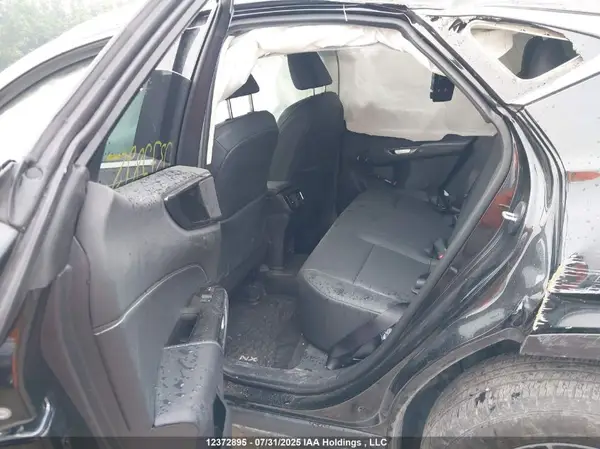 2T2ADCEZ6NC002457 2022 LEXUS NX - Image 8