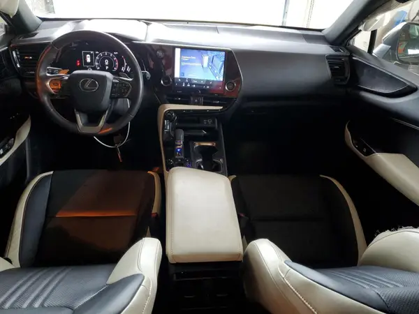 2T2AGCEZ0NC015129 2022 LEXUS NX - Image 8