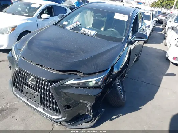 2T2AGCEZ2NC002737 2022 LEXUS NX - Image 2