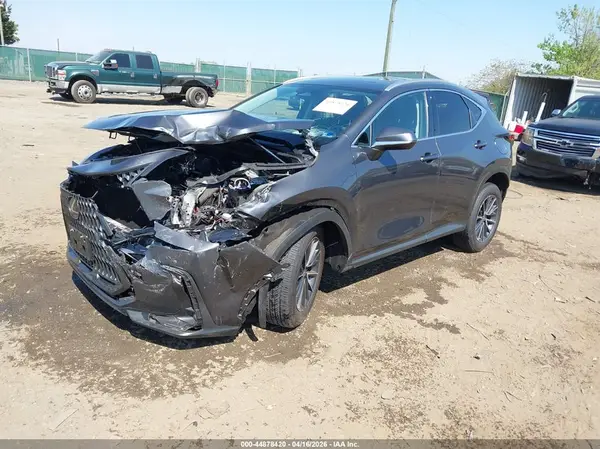 2T2AGCEZ2SC081645 2025 LEXUS NX - Image 2