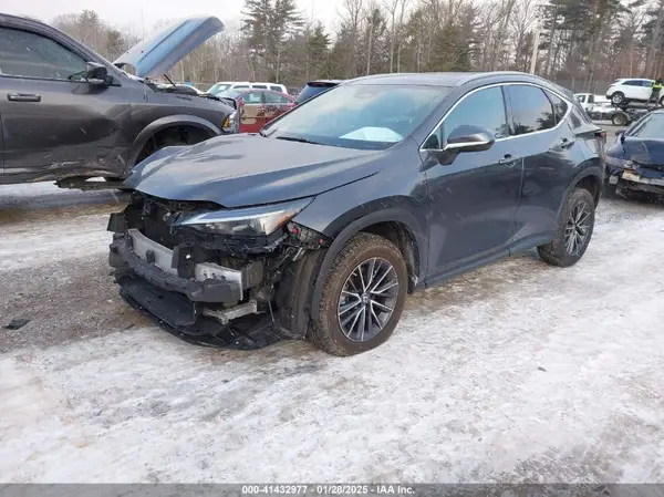 2T2AGCEZ3NC012743 2022 LEXUS NX - Image 2