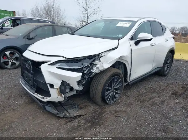 2T2AGCEZ3RC041293 2024 LEXUS NX - Image 2