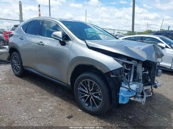 2T2AGCEZ3SC080391 2025 LEXUS NX - Image 1
